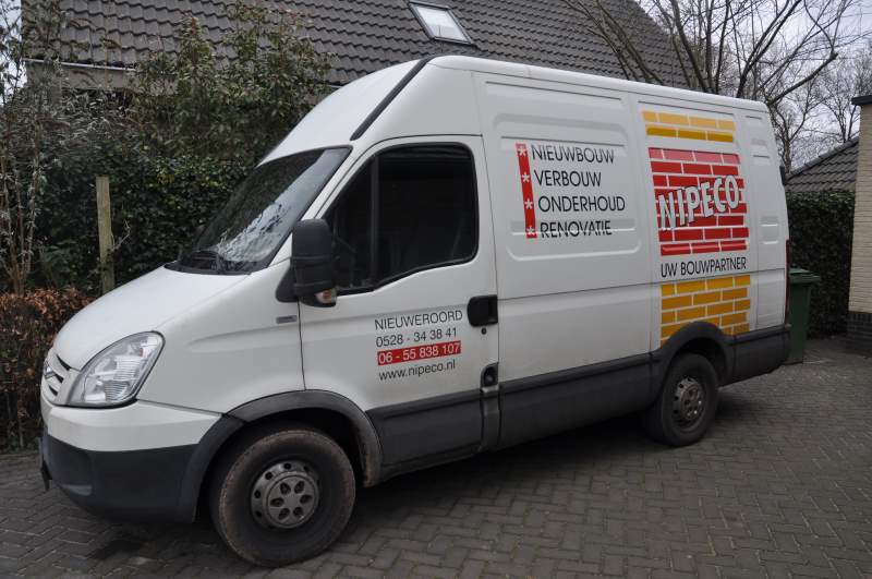 Bouwbedrijf Nipeco: uw betrouwbare partner Nipeco bus